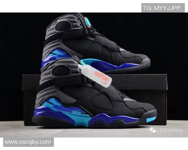 明星机场街拍篮球鞋造型引领时尚潮流展现运动风格魅力